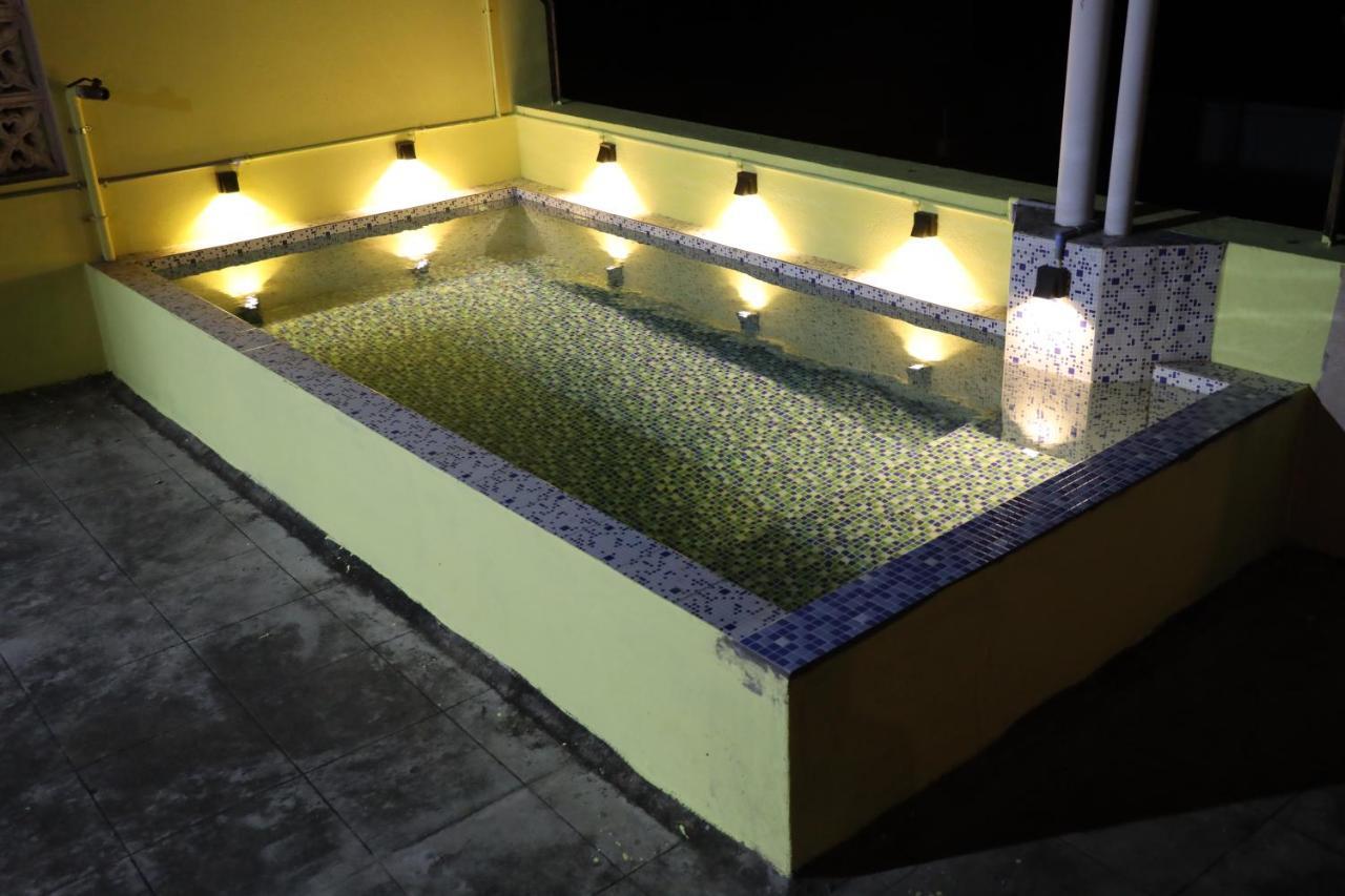 Hotel Eagle Nest Residency Kottakuppam Esterno foto