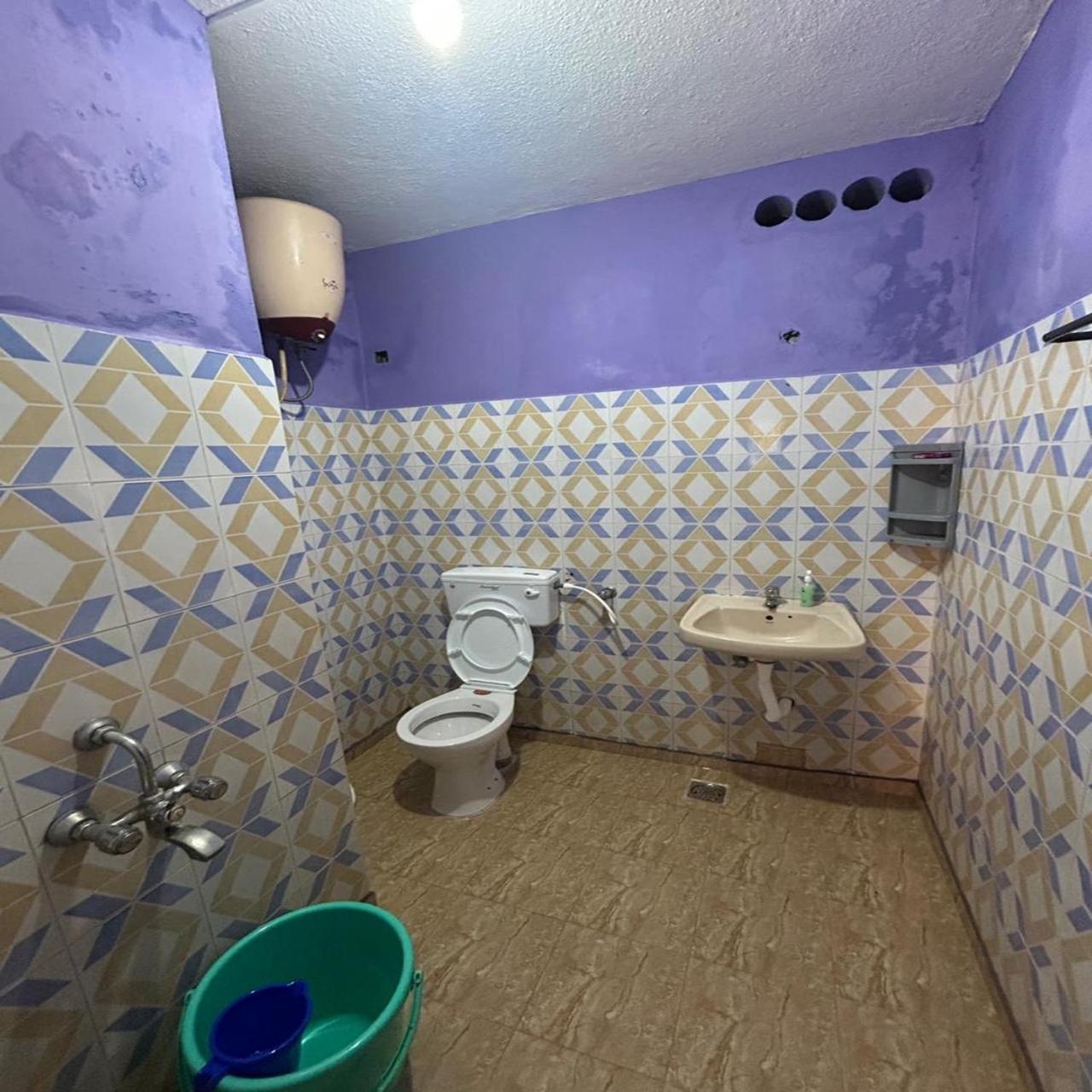Hotel Eagle Nest Residency Kottakuppam Esterno foto