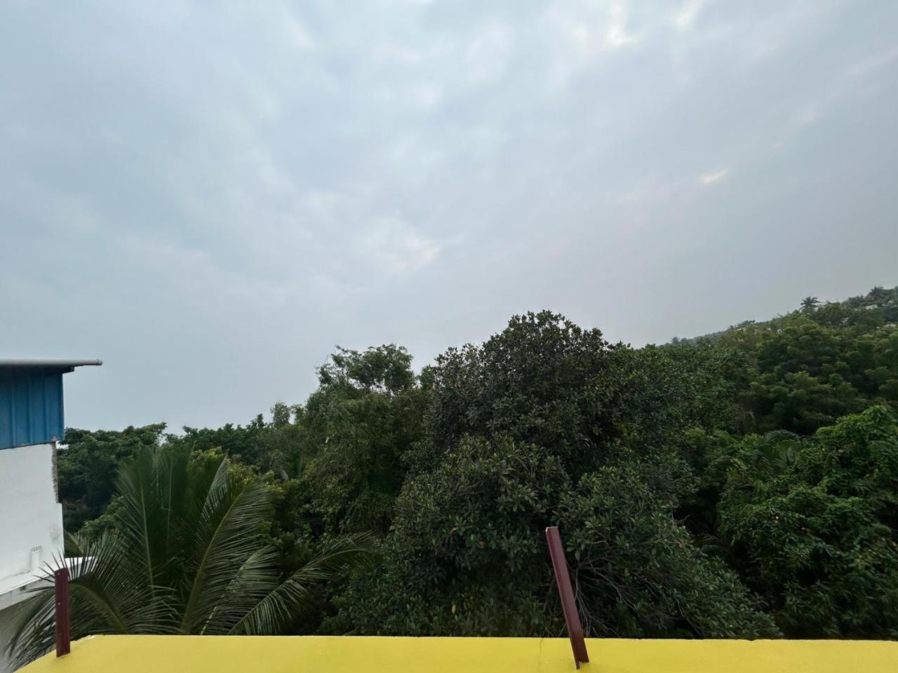 Hotel Eagle Nest Residency Kottakuppam Esterno foto