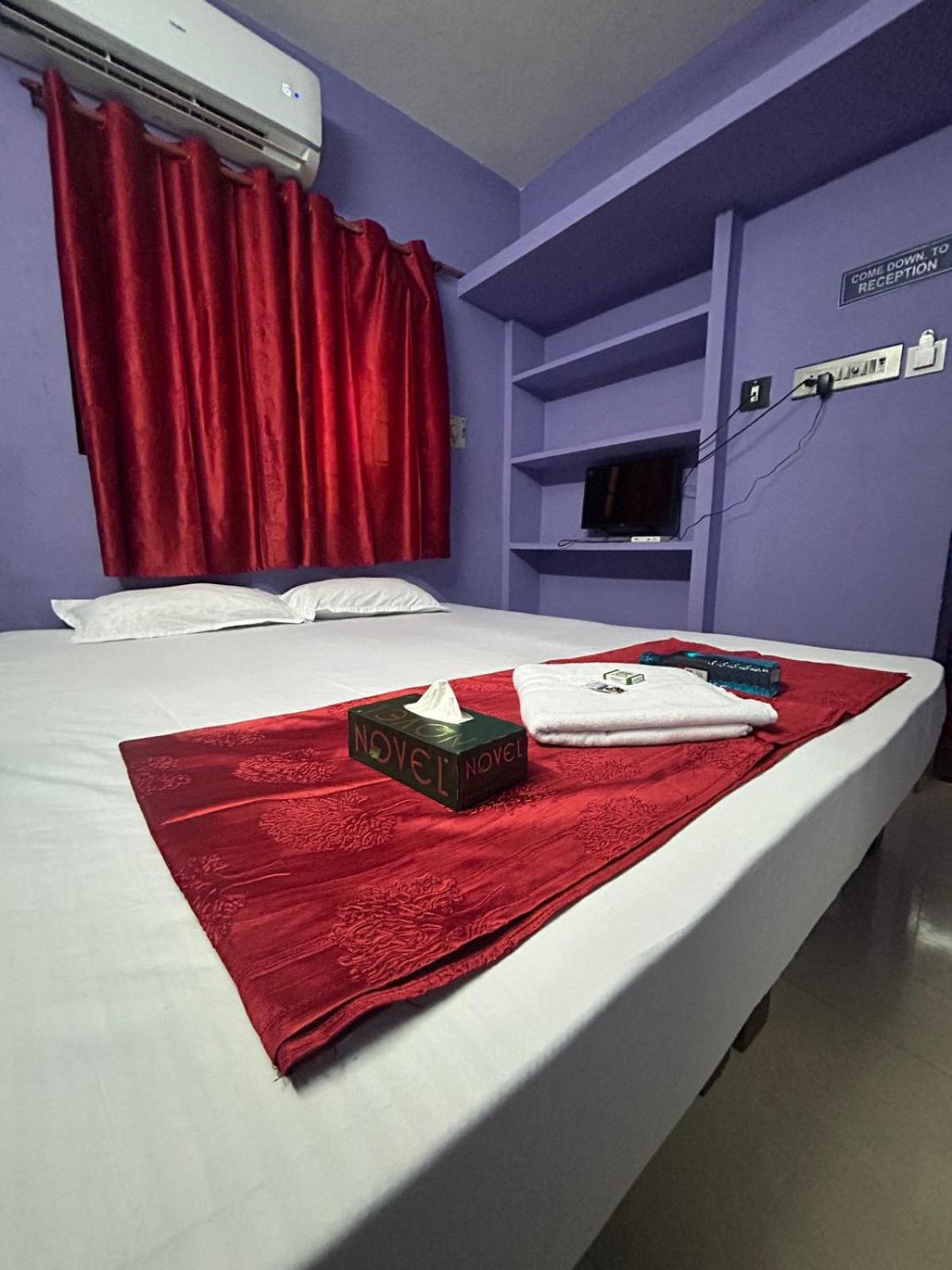 Hotel Eagle Nest Residency Kottakuppam Esterno foto